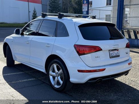 Used 2017 Audi Q5 2.0T Premium Plus w/ Technology Package image 4