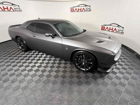 Used 2020 Dodge Challenger R/T Scat Pack w/ Driver Convenience Group RWD image 21