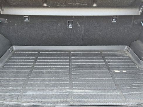 Used 2025 Kia Seltos SX w/ SX Sunroof Package image 23