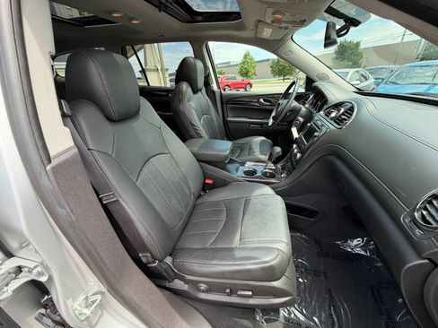 Used 2017 Buick Enclave Leather AWD/4WD image 30