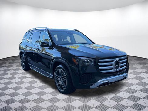 Certified 2024 Mercedes-Benz GLS 450 4MATIC image 7