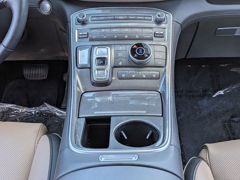 Used 2023 Hyundai Santa Fe Limited AWD/4WD image 21