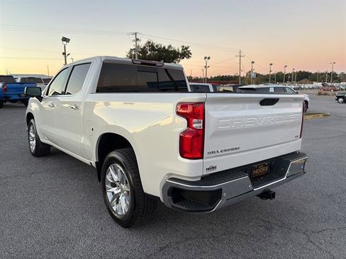 Used 2021 Chevrolet Silverado 1500 LTZ w/ LTZ Premium Package image 5