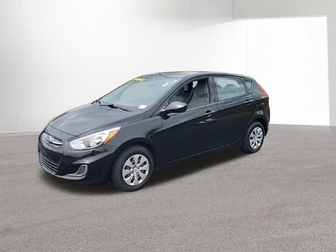 Used 2017 Hyundai Accent SE FWD image 4