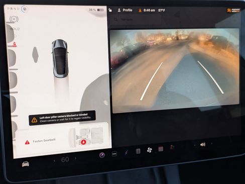 Used 2022 Tesla Model 3 Standard Range image 23