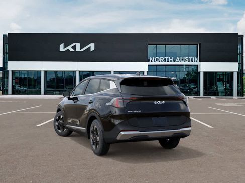 New 2026 Kia Sportage LX image 4