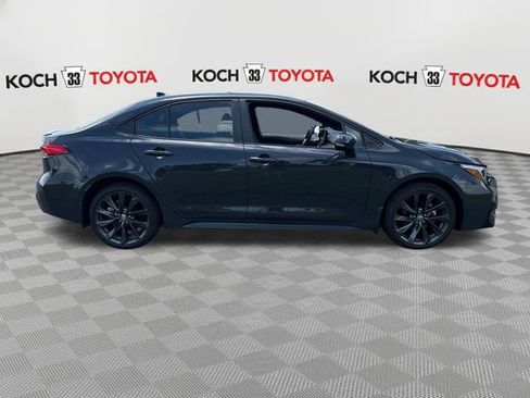 Certified 2025 Toyota Corolla SE FWD image 9