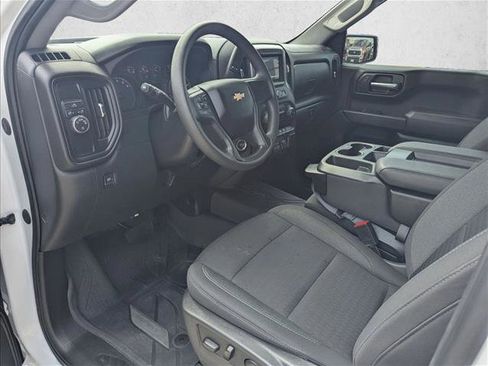 Used 2024 Chevrolet Silverado 1500 Custom RWD image 9