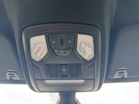 Used 2021 RAM 1500 Big Horn AWD/4WD image 38