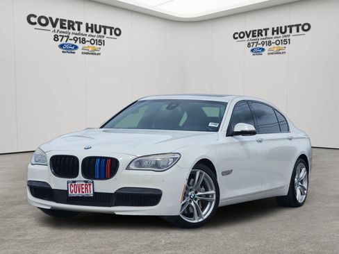 Used 2015 BMW 750Li RWD image 1