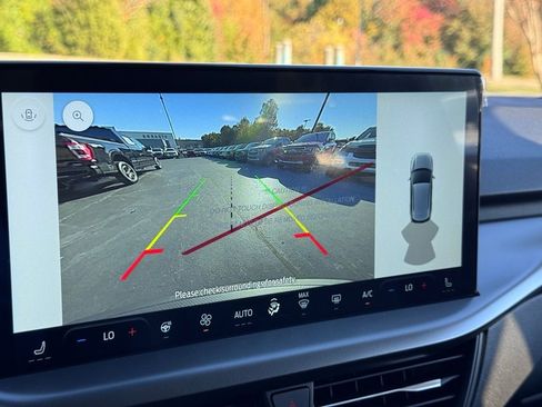 New 2026 Ford Escape SE image 11