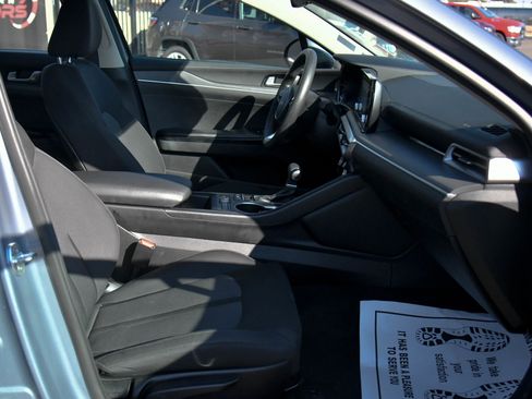 Used 2023 Kia K5 LXS image 40