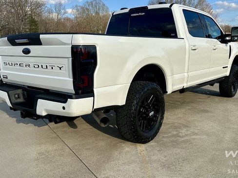 Used 2021 Ford F250 Lariat image 6