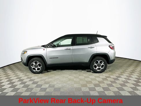 Used 2022 Jeep Compass Trailhawk AWD/4WD image 7