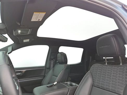 Used 2025 GMC Sierra EV Denali image 26