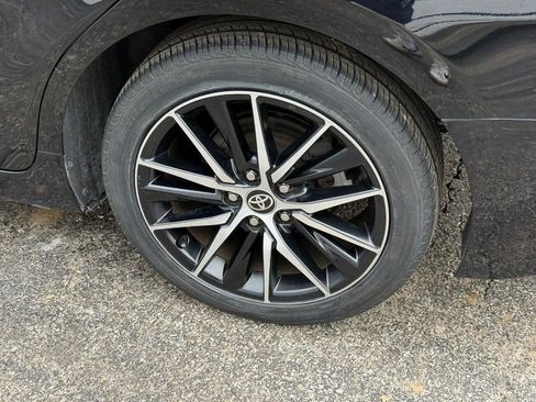 Used 2024 Toyota Camry SE image 8