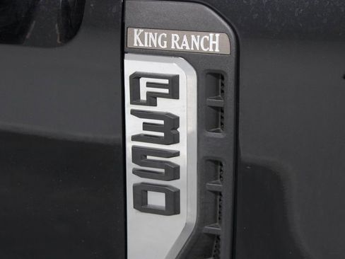 Used 2025 Ford F350 King Ranch w/ FX4 Off-Road Package image 12
