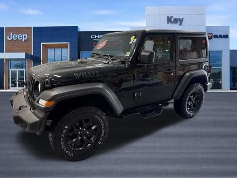 Used 2020 Jeep Wrangler Sport AWD/4WD image 2