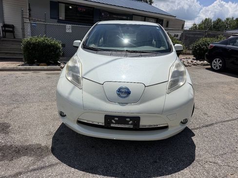 Used 2012 Nissan Leaf SL w/ Protection Pkg FWD image 2