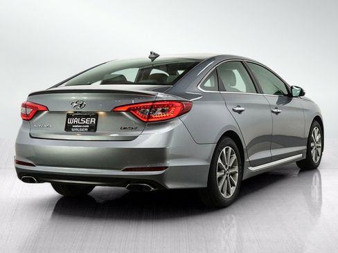 Used 2016 Hyundai Sonata Limited w/ Cargo Package FWD image 5