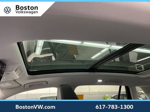 New 2026 Volkswagen Tiguan SE image 25