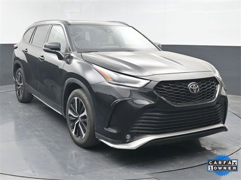 Used 2021 Toyota Highlander XSE image 8