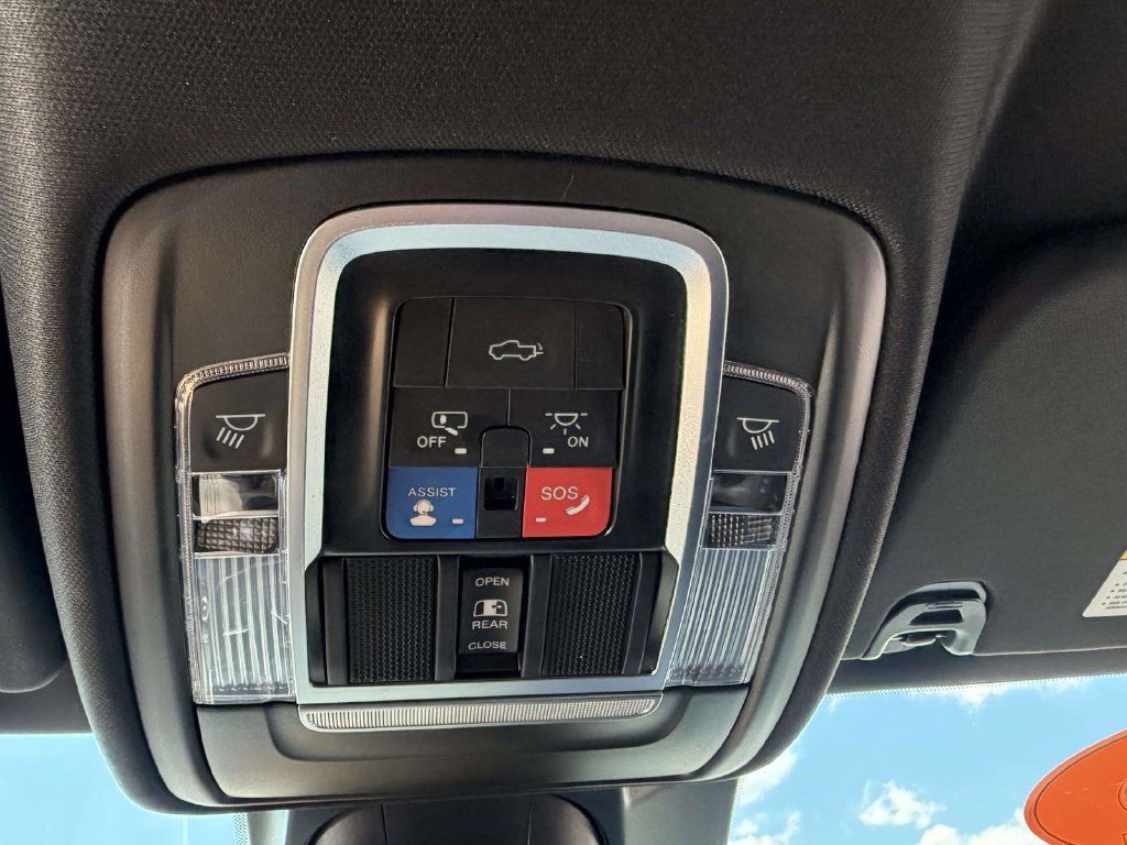 Used 2022 RAM 1500 Laramie w/ Sport Appearance Package AWD/4WD image 36