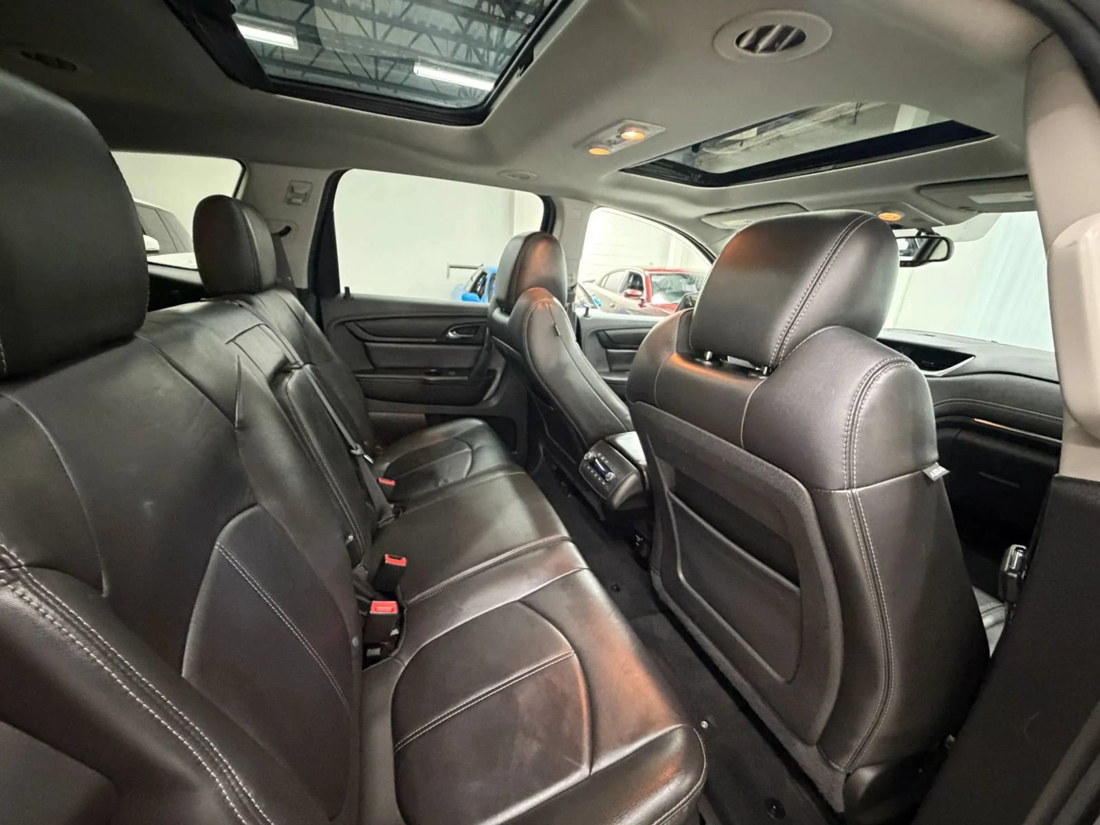 Used 2015 Chevrolet Traverse LT AWD/4WD image 20