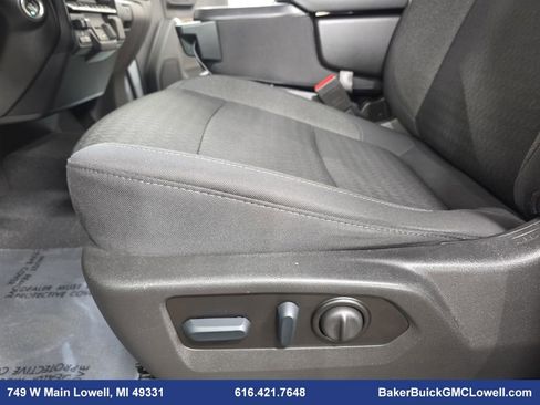 Used 2022 GMC Sierra 2500 SLE w/ SLE Convenience Package image 27