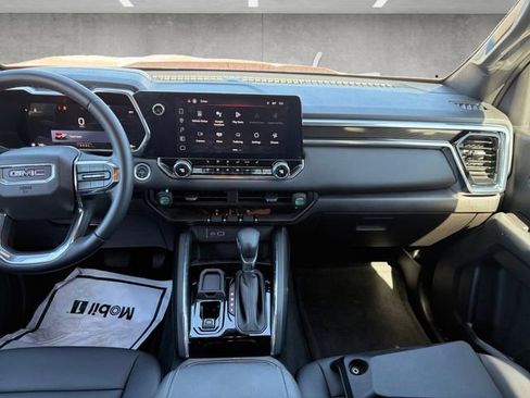 Certified 2024 GMC Canyon Elevation w/ Elevation Premium Package image 3