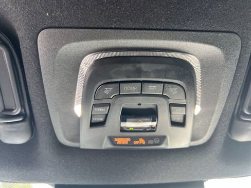 Used 2024 Toyota Corolla Cross AWD Hybrid w/ Convenience Package image 29
