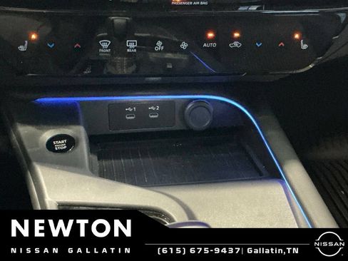 Used 2026 Nissan Sentra SR w/ SR All Weather Package FWD image 17