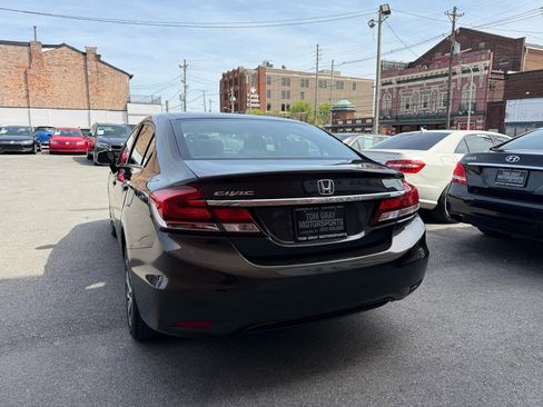 Used 2013 Honda Civic LX image 4
