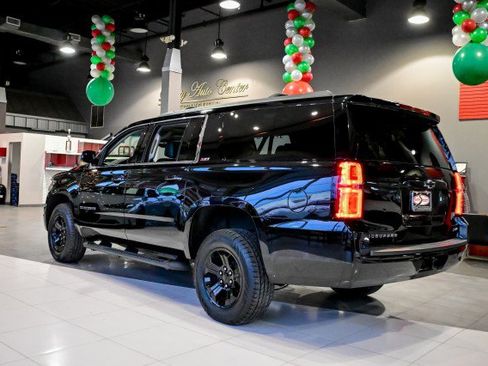 Used 2020 Chevrolet Suburban LT image 7