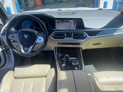 Used 2021 BMW X7 xDrive40i w/ Premium Package AWD/4WD image 11