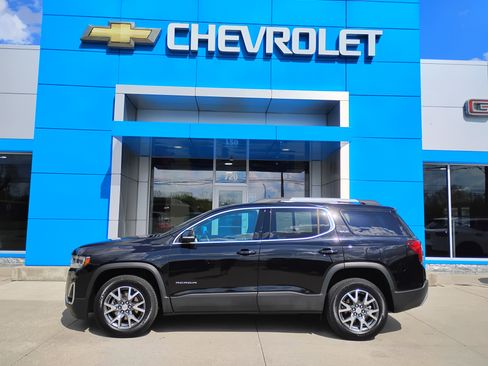 Used 2023 GMC Acadia SLT w/ LPO, Floor Liner Package FWD image 32