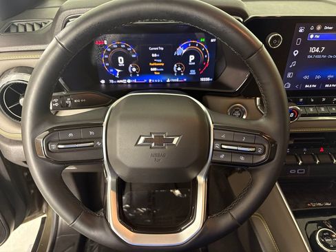 Used 2025 Chevrolet Colorado ZR2 AWD/4WD image 20