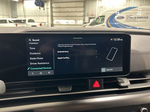 New 2026 Kia Carnival LXS image 18