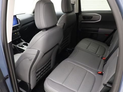 Used 2025 Ford Bronco Sport Badlands image 10