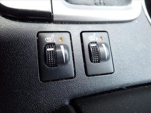 Used 2018 Toyota Highlander SE image 21