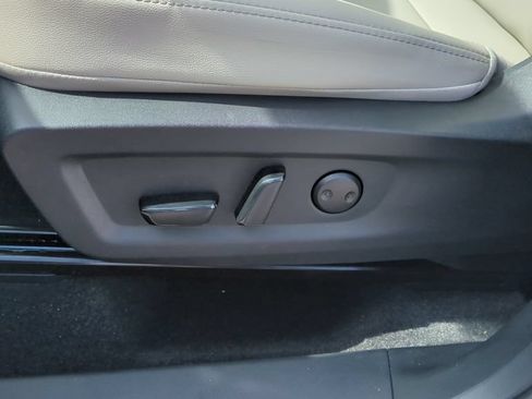Used 2025 Nissan Murano SL AWD/4WD image 12