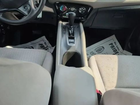 Used 2018 Honda HR-V LX image 22