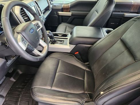 Used 2019 Ford F150 Lariat AWD/4WD image 13