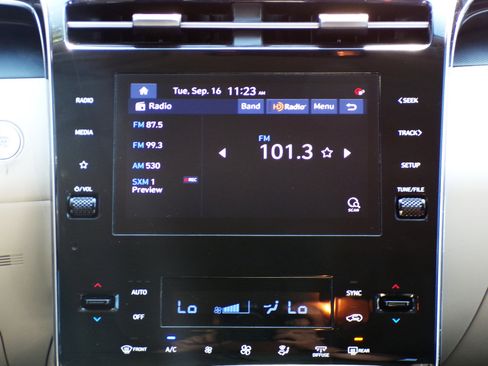 Used 2024 Hyundai Tucson SEL image 14