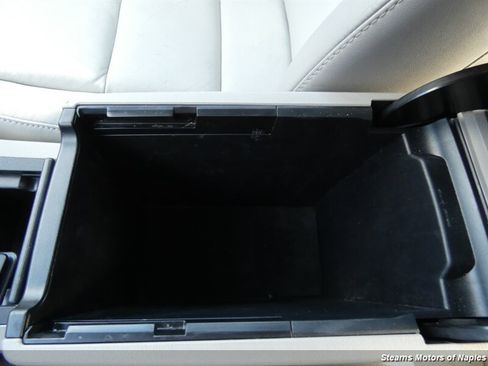 Used 2012 Toyota Camry XLE FWD image 35