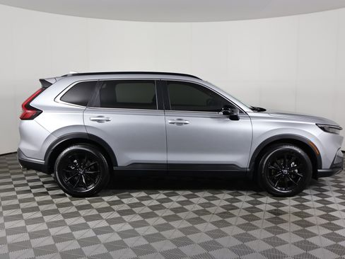 Used 2025 Honda CR-V Sport-L image 5