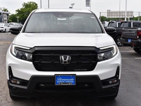 New 2026 Honda Ridgeline Black Edition image 4