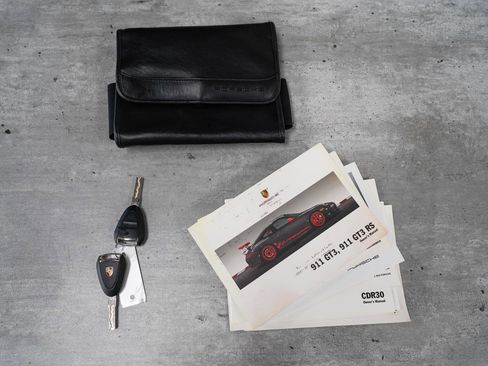 Used 2010 Porsche 911 GT3 RS image 37