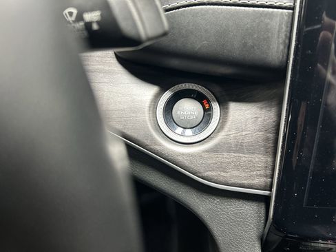 Used 2022 Jeep Grand Cherokee L Limited w/ Trailer Tow Group (B) image 18