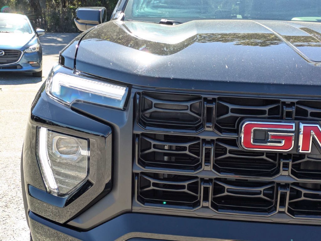 Used 2025 GMC Canyon Elevation w/ Convenience Package RWD image 10